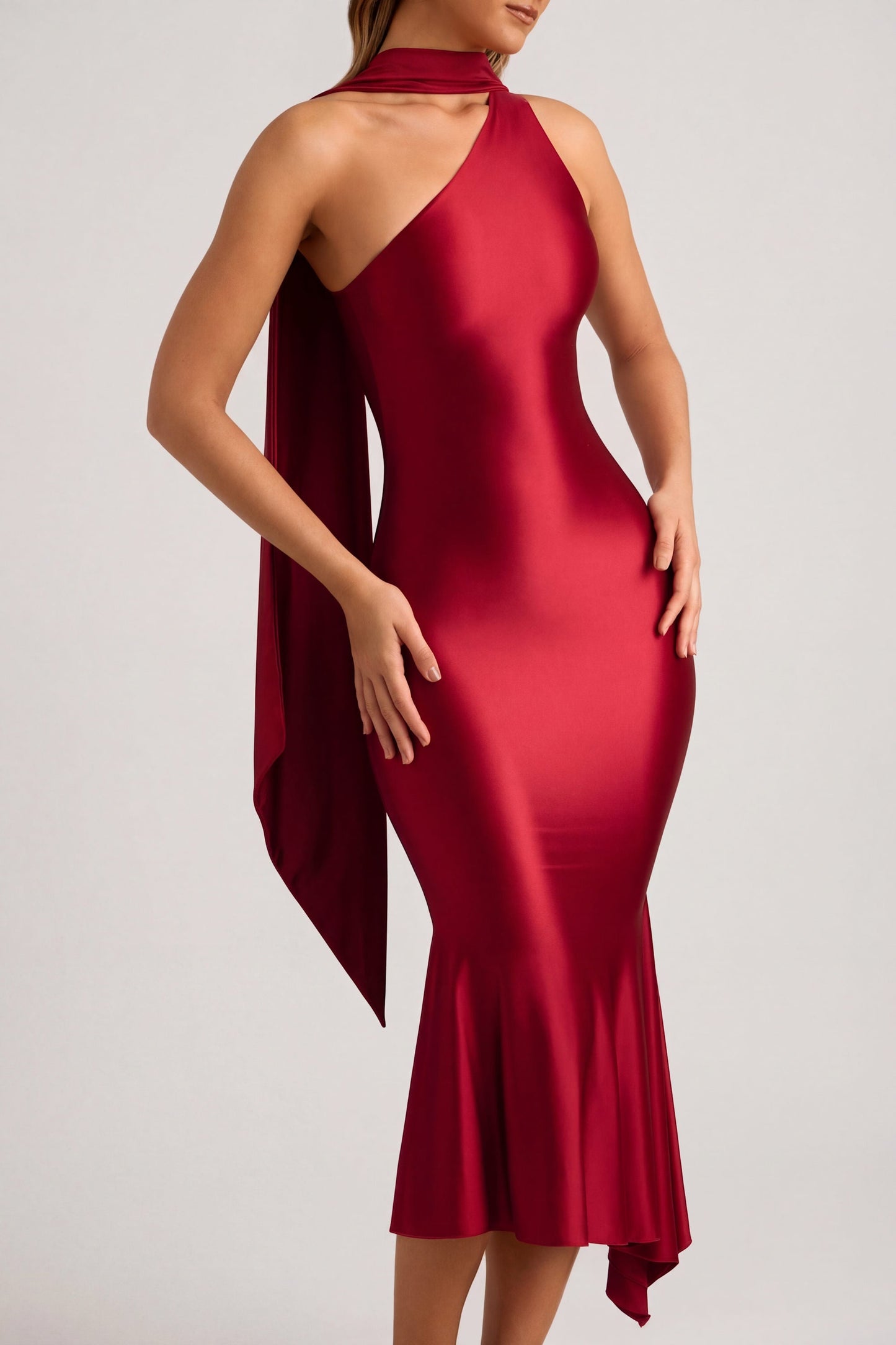 « Flamme » — Robe Midaxi Écharpe Asymétrique, Rouge
