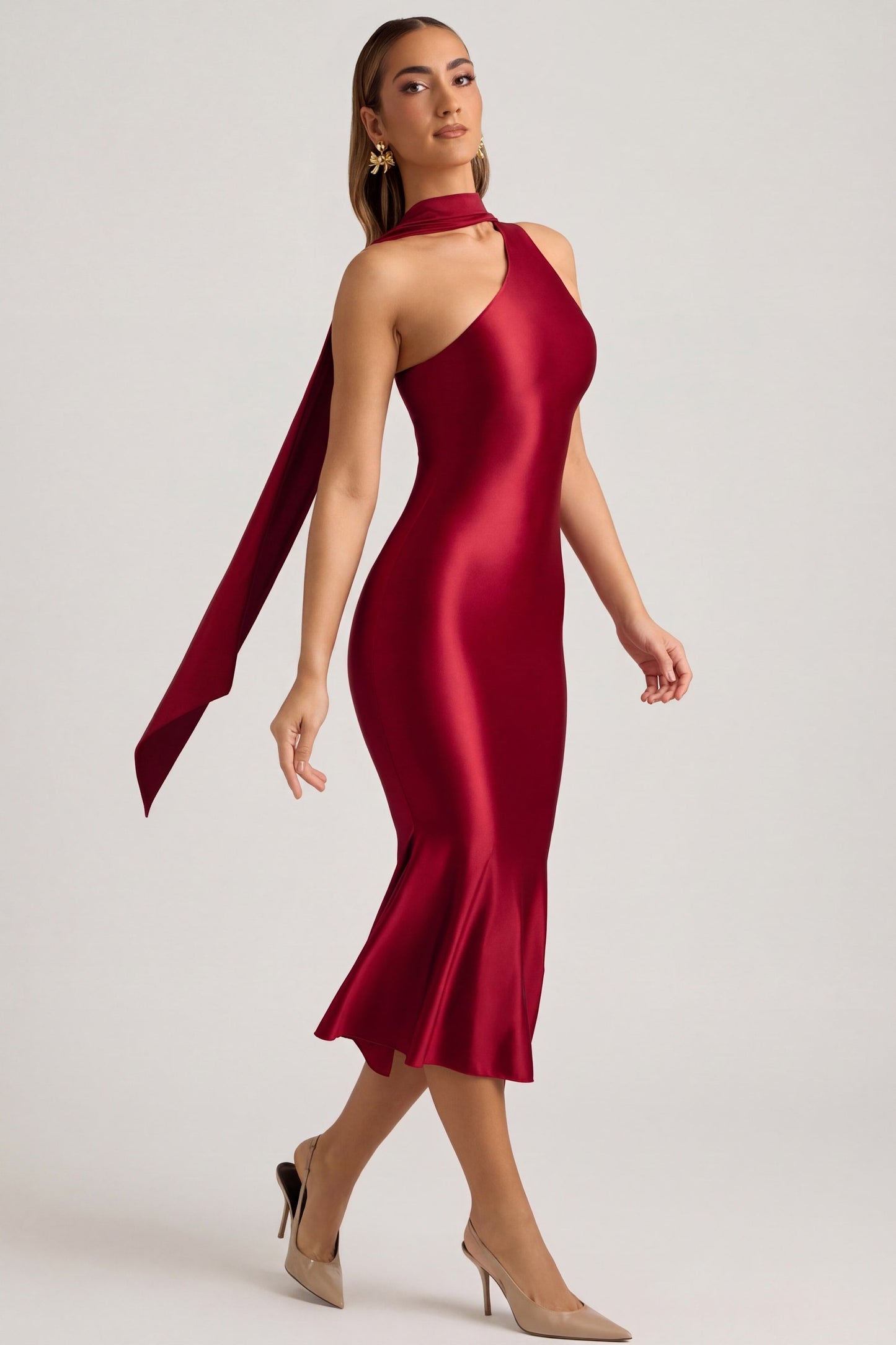 « Flamme » — Robe Midaxi Écharpe Asymétrique, Rouge