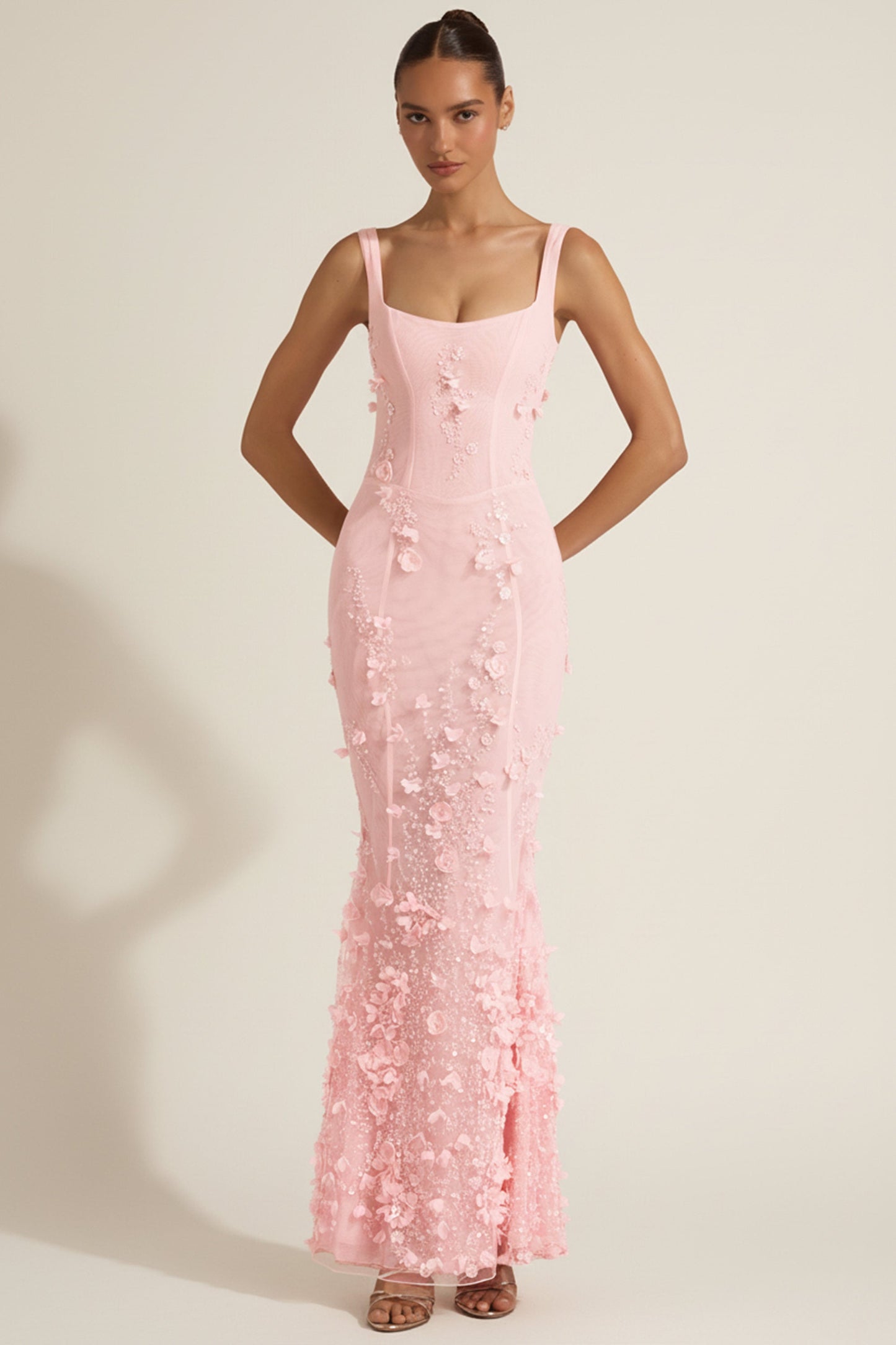 « Ivresse » — Robe Longue Corset Appliquée Sequins, Rose