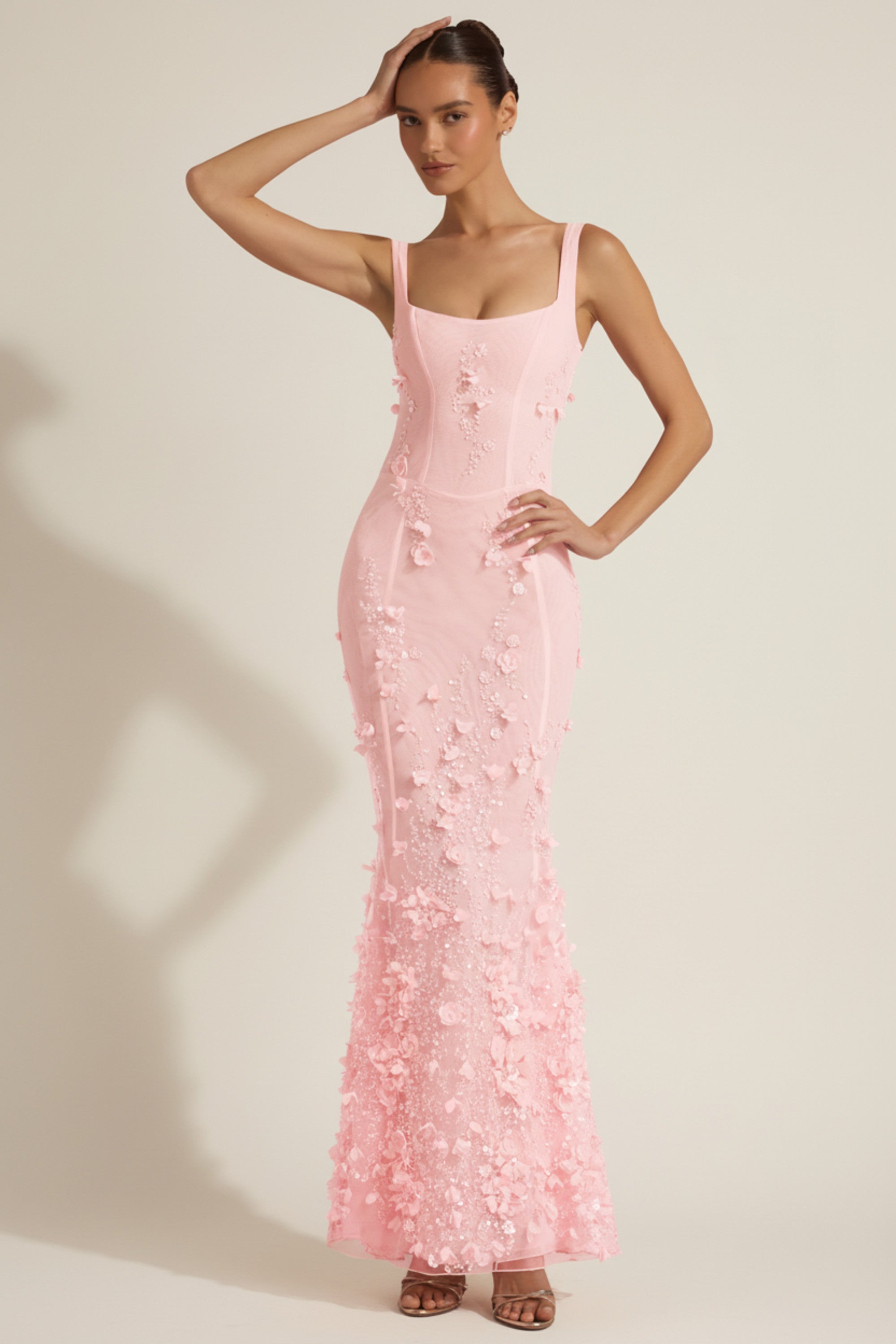 « Ivresse » — Robe Longue Corset Appliquée Sequins, Rose