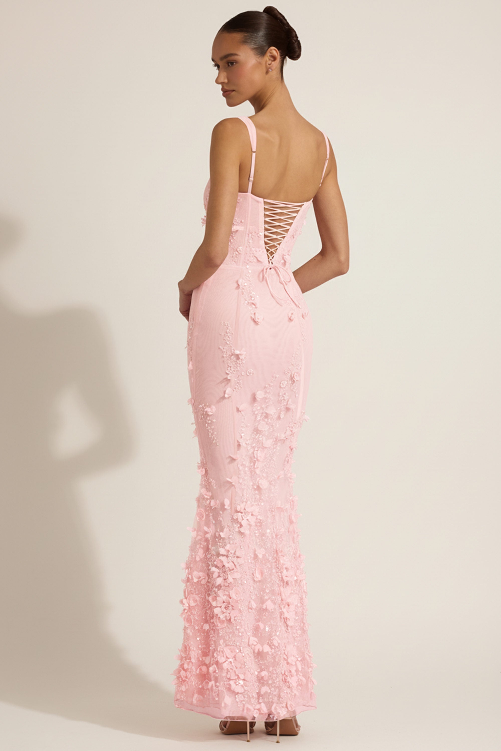« Ivresse » — Robe Longue Corset Appliquée Sequins, Rose
