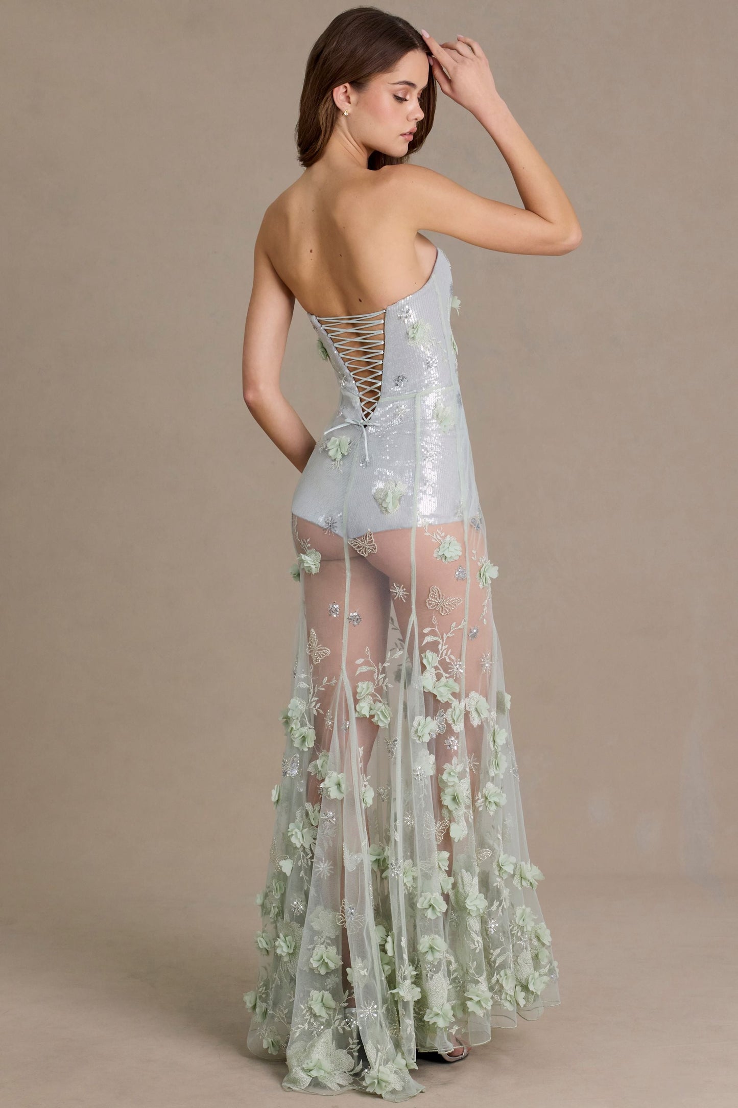 « Estella » — Robe de Bal Corset en Tulle Brodé, Vert Sauge