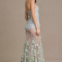 « Estella » — Robe de Bal Corset en Tulle Brodé, Vert Sauge
