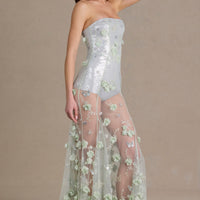 « Estella » — Robe de Bal Corset en Tulle Brodé, Vert Sauge