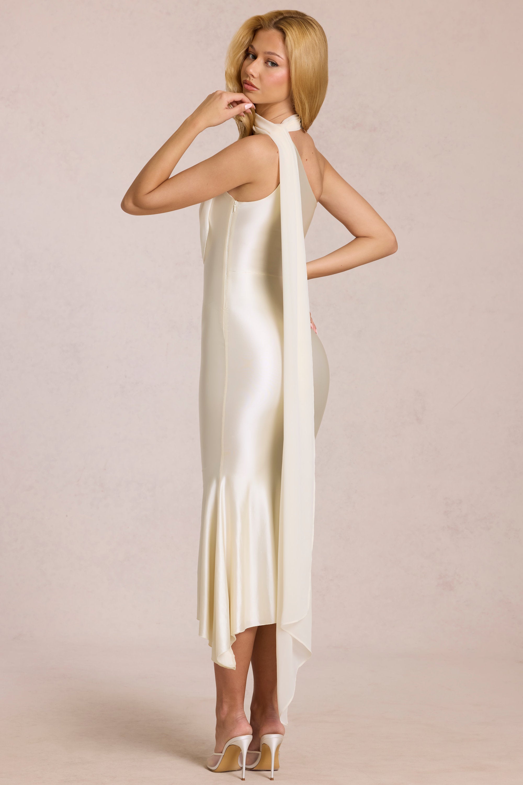 « Sélène » — Robe Midaxi Écharpe Asymétrique, Ivoire