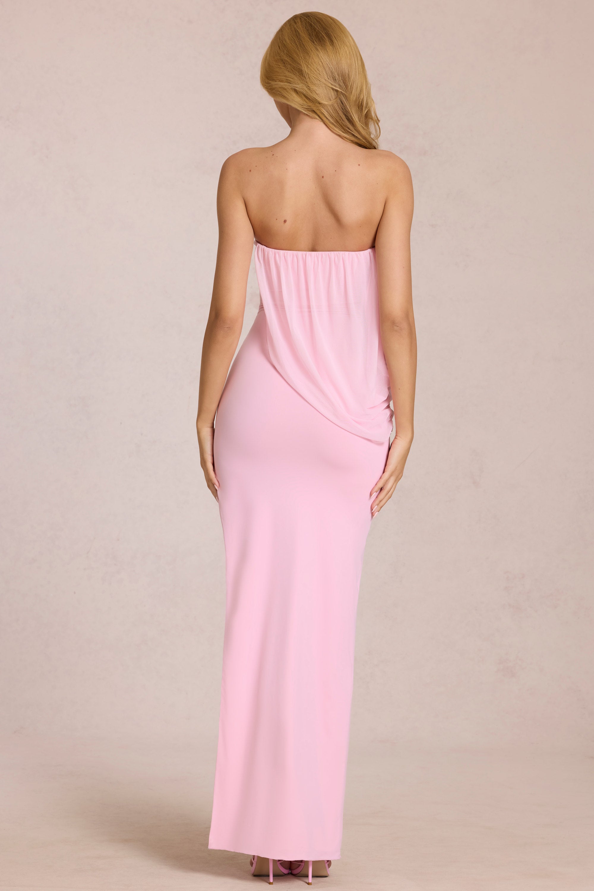 « Onde » — Robe Longue Bandeau Drapée Fendue, Rose Poudré