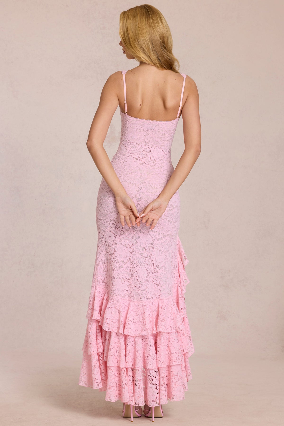 « Cascade de Dentelle » — Robe longue moulante à volants, Rose blossom