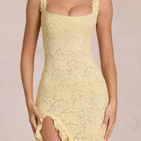 « Félicité » — Robe Longue Dentelle Volantée Fendue, Jaune Citron