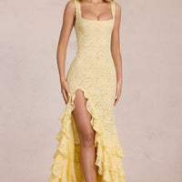 « Félicité » — Robe Longue Dentelle Volantée Fendue, Jaune Citron