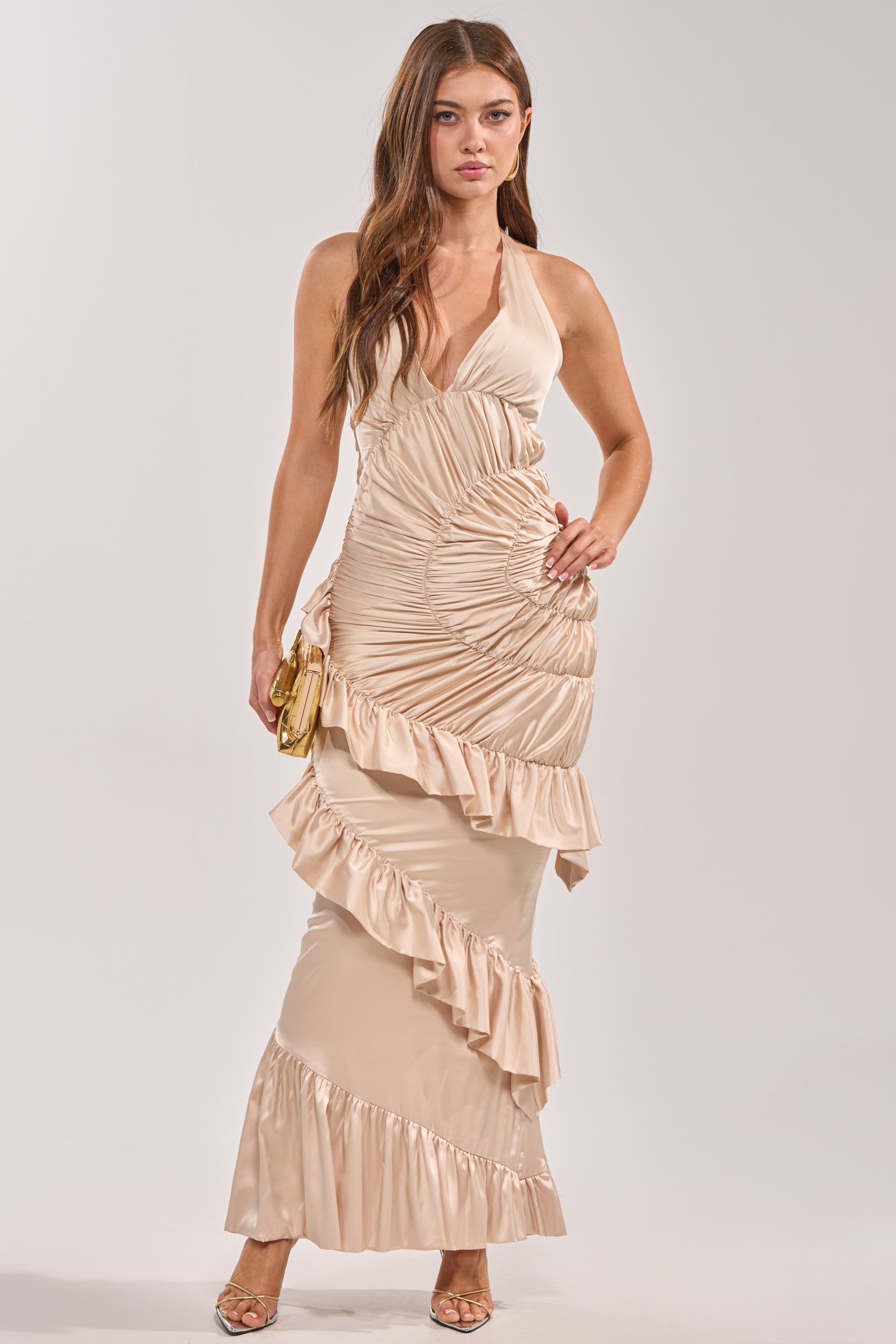 « Promesse » — Robe Longue Satinée à Volants, Crème