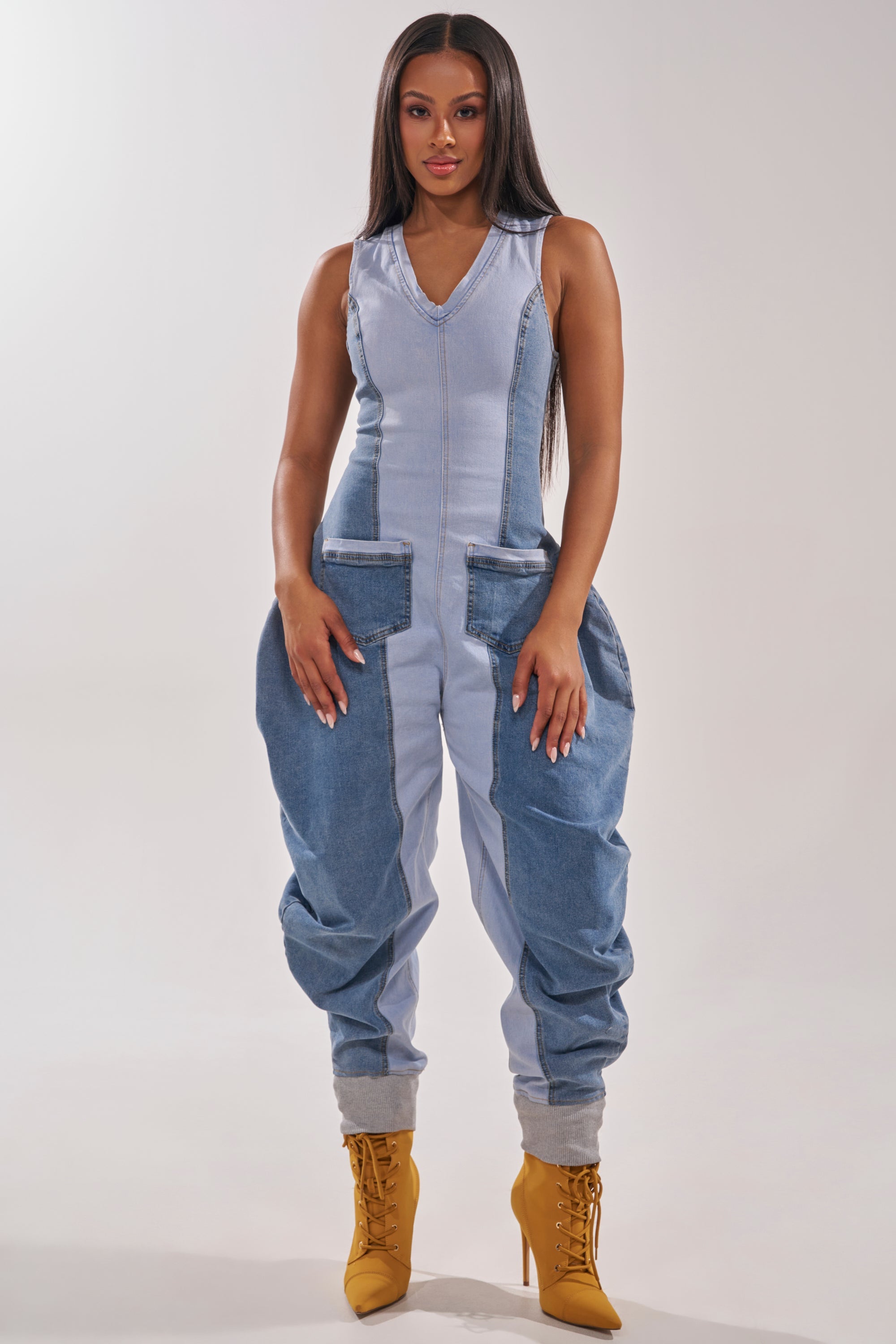 « Denim Rebelle » — Combinaison en Denim Patchwork, Bleu