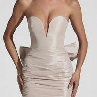 « Viviana » — Robe Mini Bustier Satinée à Grand Nœud, Ivoire