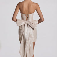 « Viviana » — Robe Mini Bustier Satinée à Grand Nœud, Ivoire