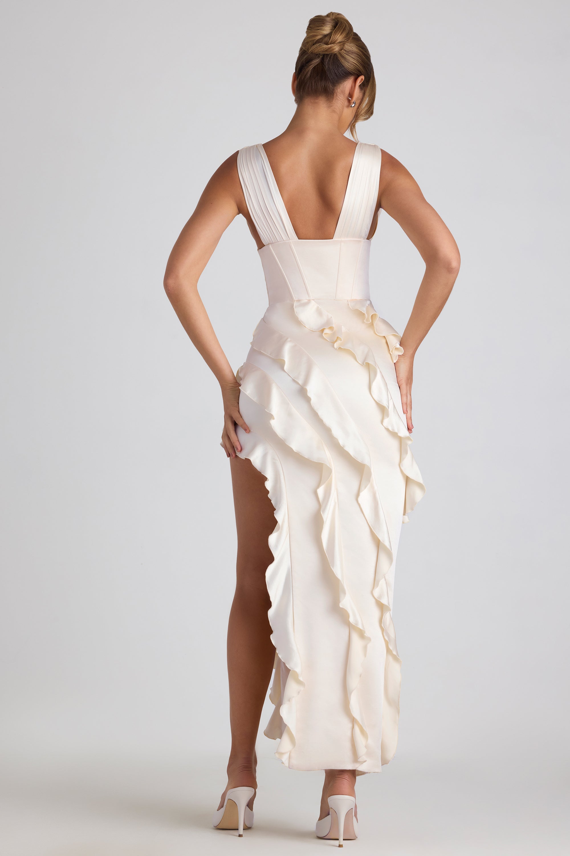 « Élégie » — Robe Longue Corset Volants Dentelle, Ivoire