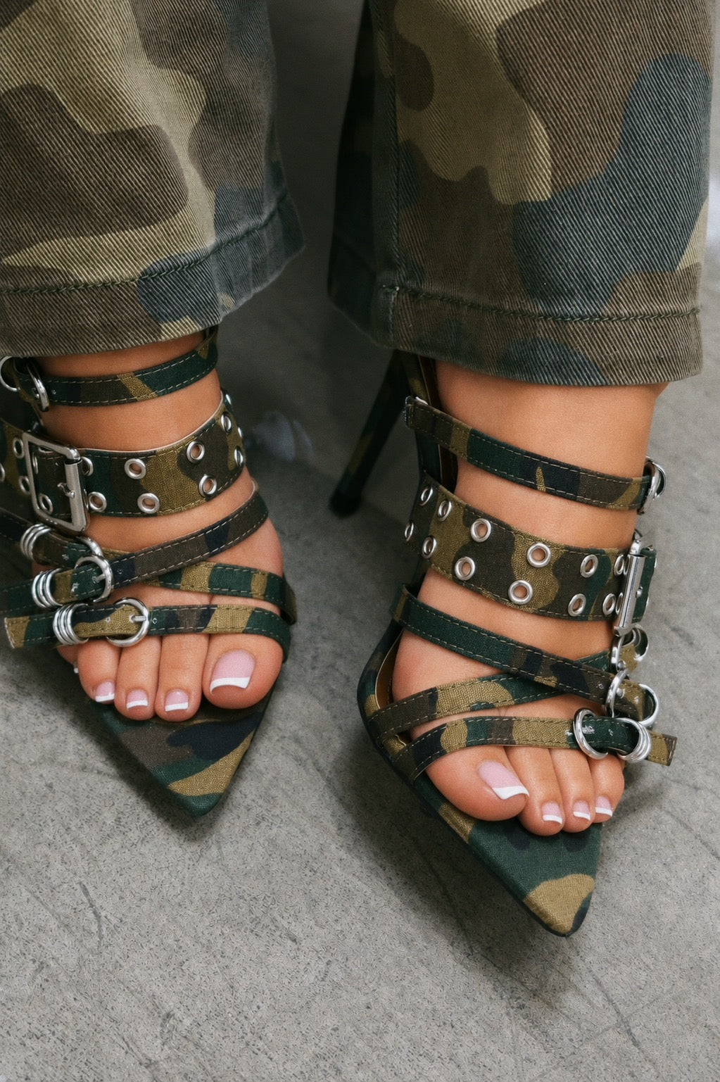 « Camo Chic » — Mules Stiletto à Boucle, Camouflage