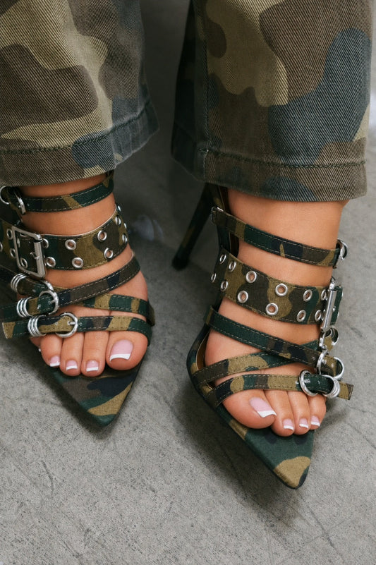 « Camo Chic » — Mules Stiletto à Boucle, Camouflage