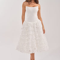 « Éphémère » — Robe Corset Mi-Longue Fleurie, Blanc