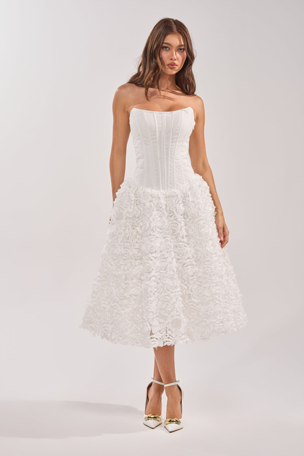 « Éphémère » — Robe Corset Mi-Longue Fleurie, Blanc