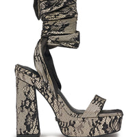 AKIRA GOLD AMBROISINE BLACK LACE STRAPPY CHUNKY SANDAL