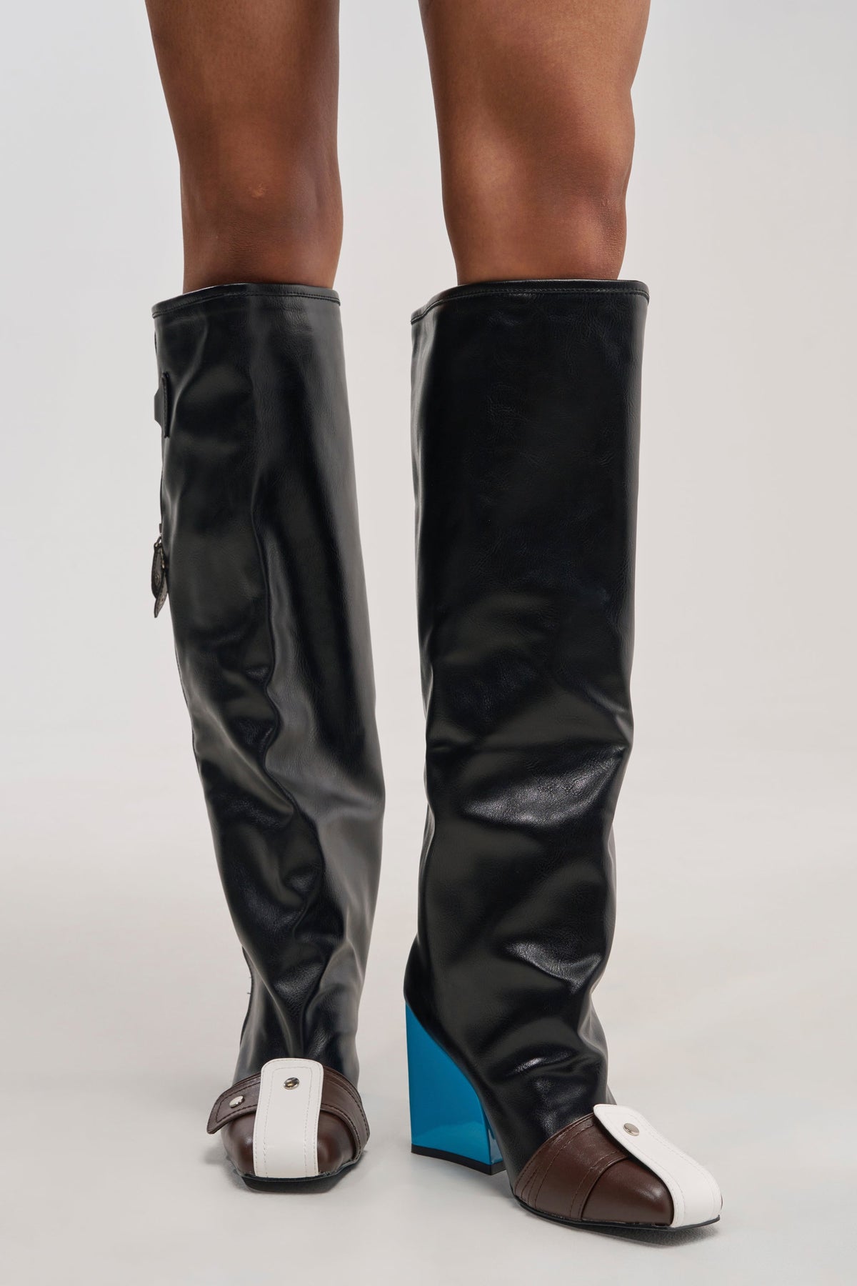 « Satin » — Bottes à talon bloc, Noir