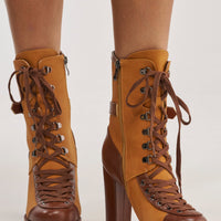« Orage » — Bottines à talon bloc, Camel