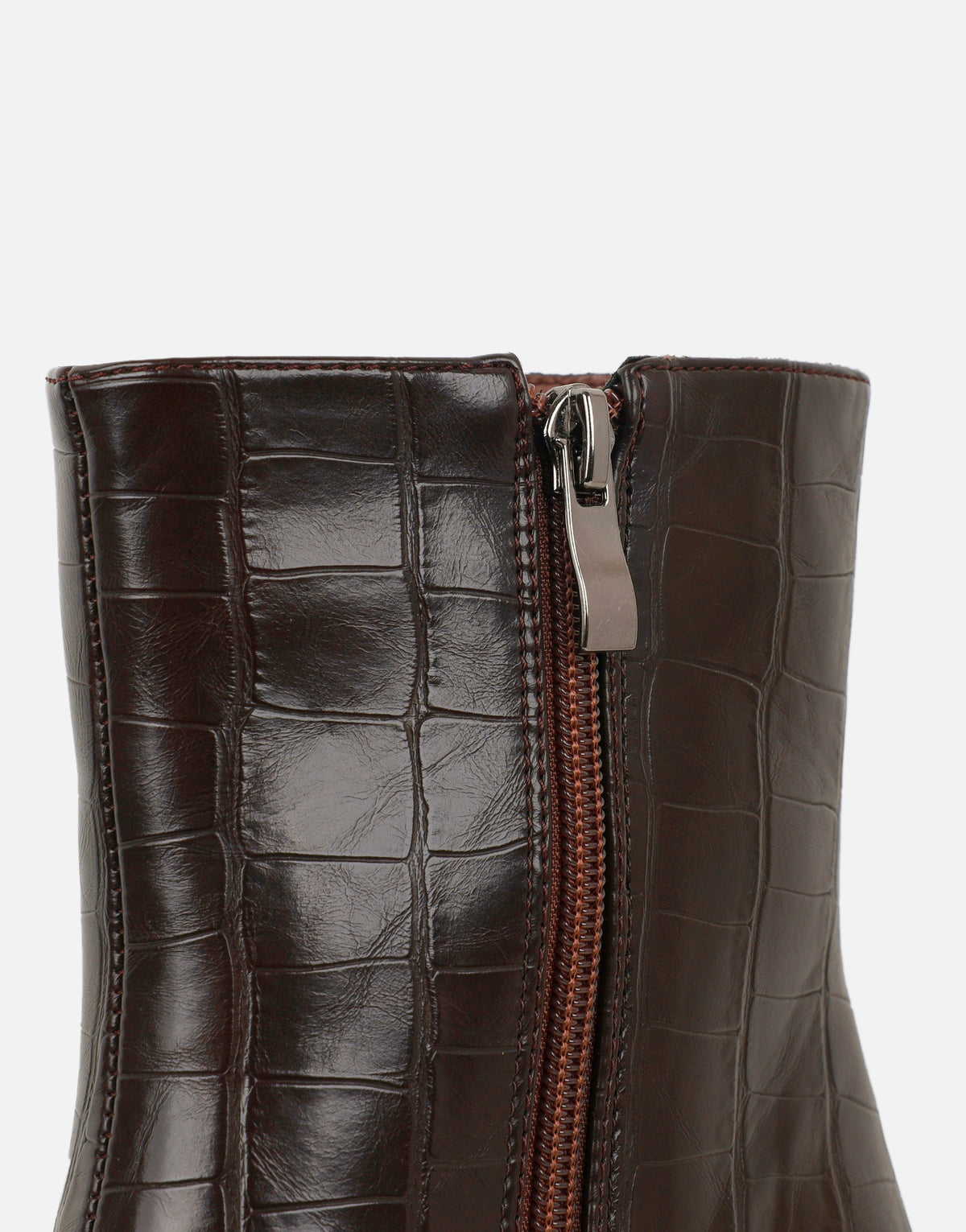 «Allure croco» — bottes à talon, marron