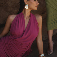 « Heure Tardive » — Robe Courte Plongeante Dos Nu, Fuchsia
