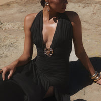 « Soirées Dorées » — Robe Longue Dos Nu Licou, Noir