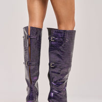 « Velours » — Bottes structurées, Violet