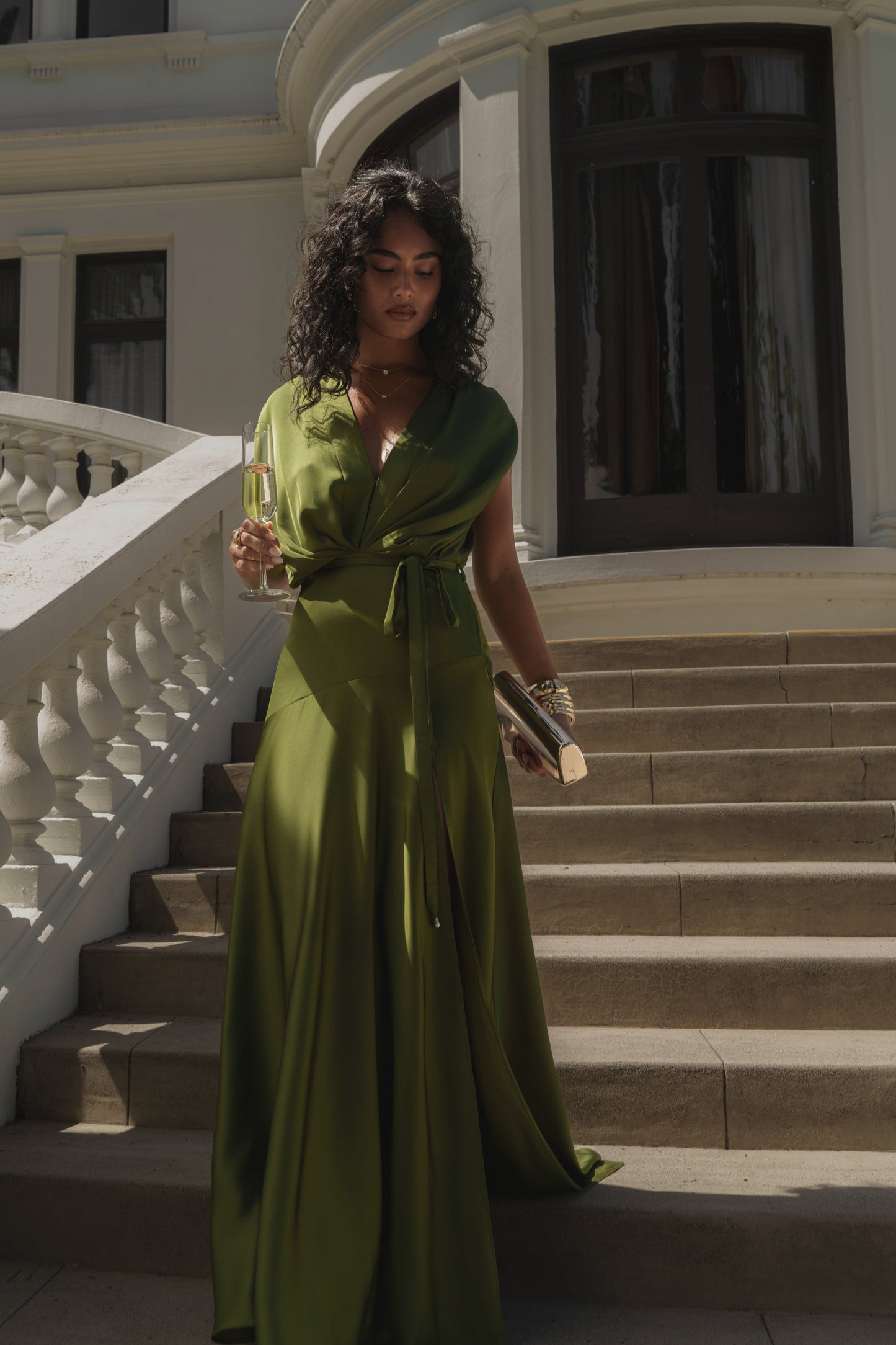 « Amalia » — Robe Longue Satinée, Olive