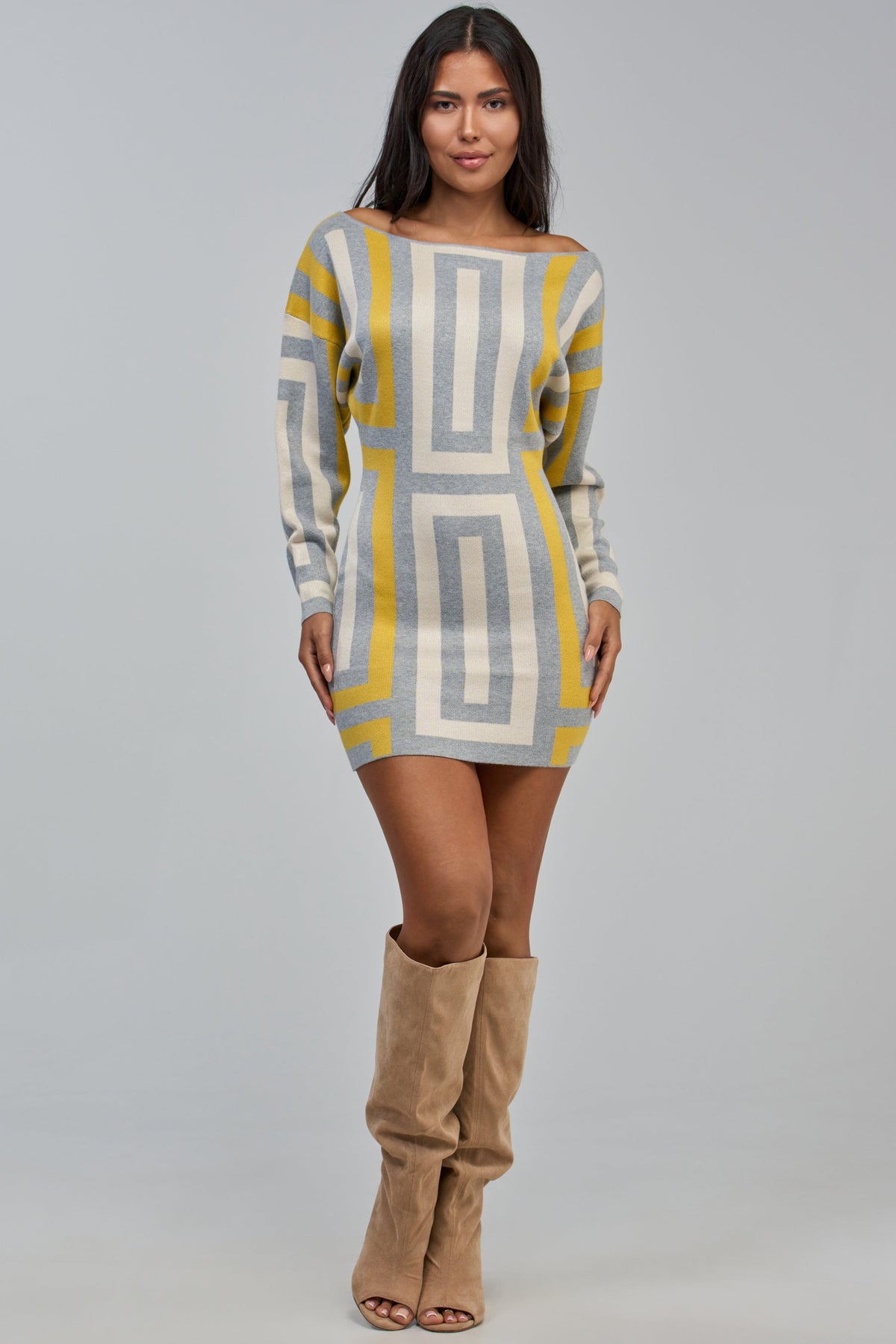 «Jeu de Formes» — robe courte en maille, multicolore.