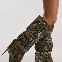 « Cascade » — Bottes à talon stiletto, Multicolore