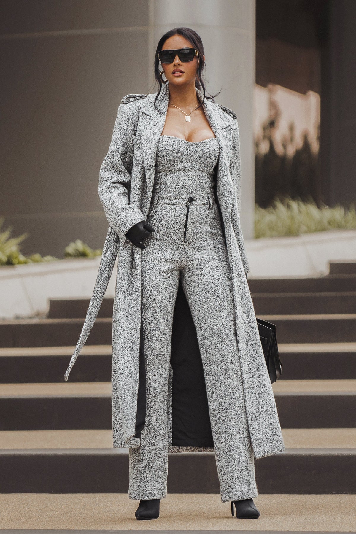 « Ligne Urbaine » — Pantalon Droit en Tweed, Gris Clair