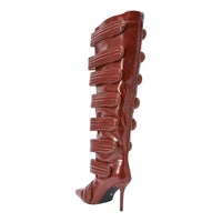 « Féline » — Bottes à talon stiletto, Cognac