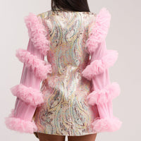 « Joyau » — Robe Blazer Brocart à Volants, Rose Doré
