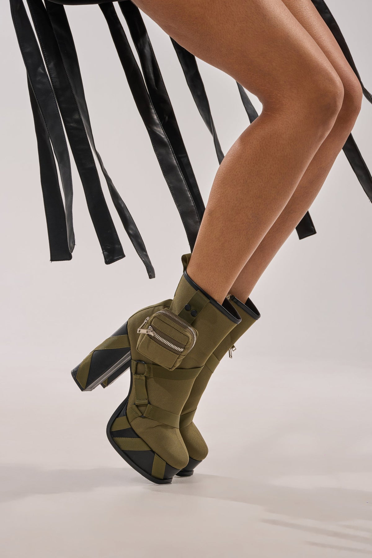 « Éclat » — Bottines à talon bloc, Olive