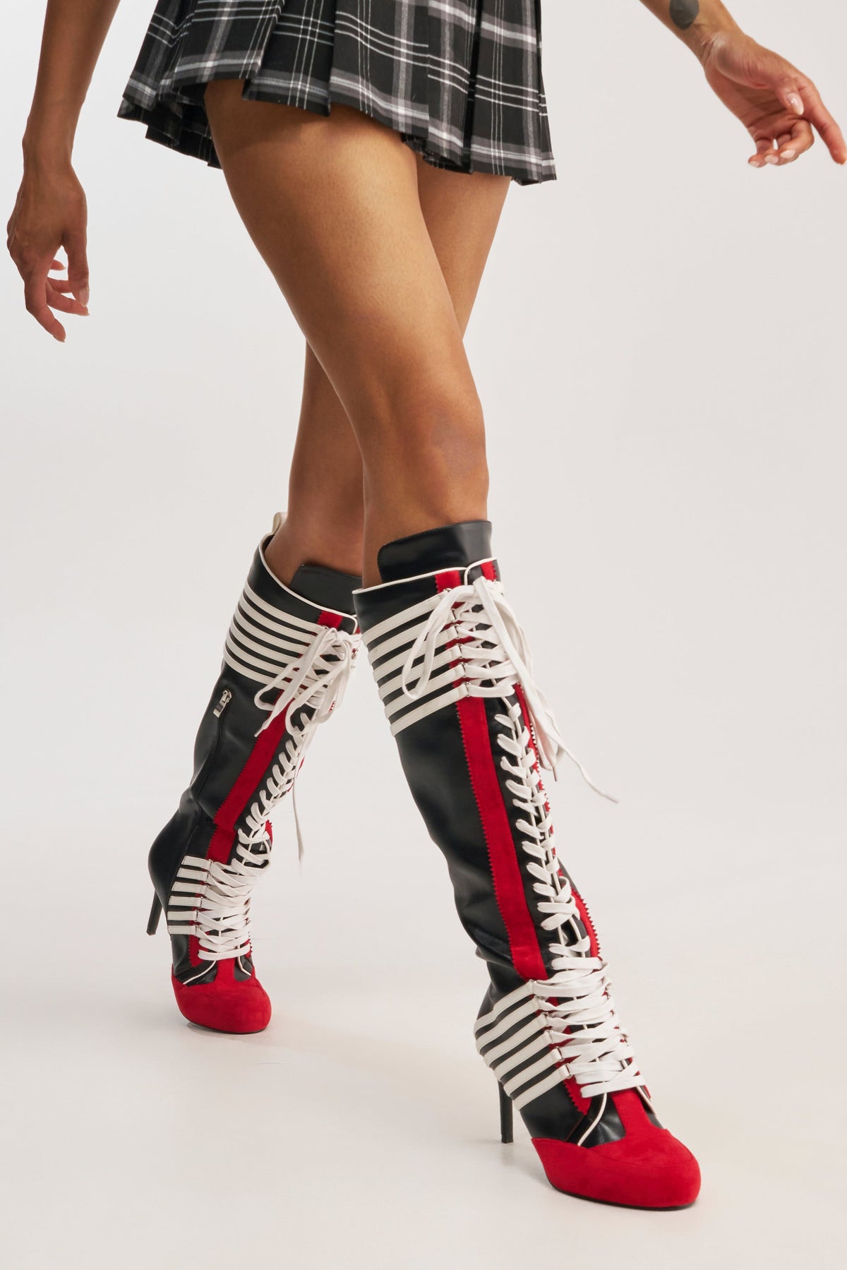 « Nacrée » — Bottes à talon stiletto, Rouge