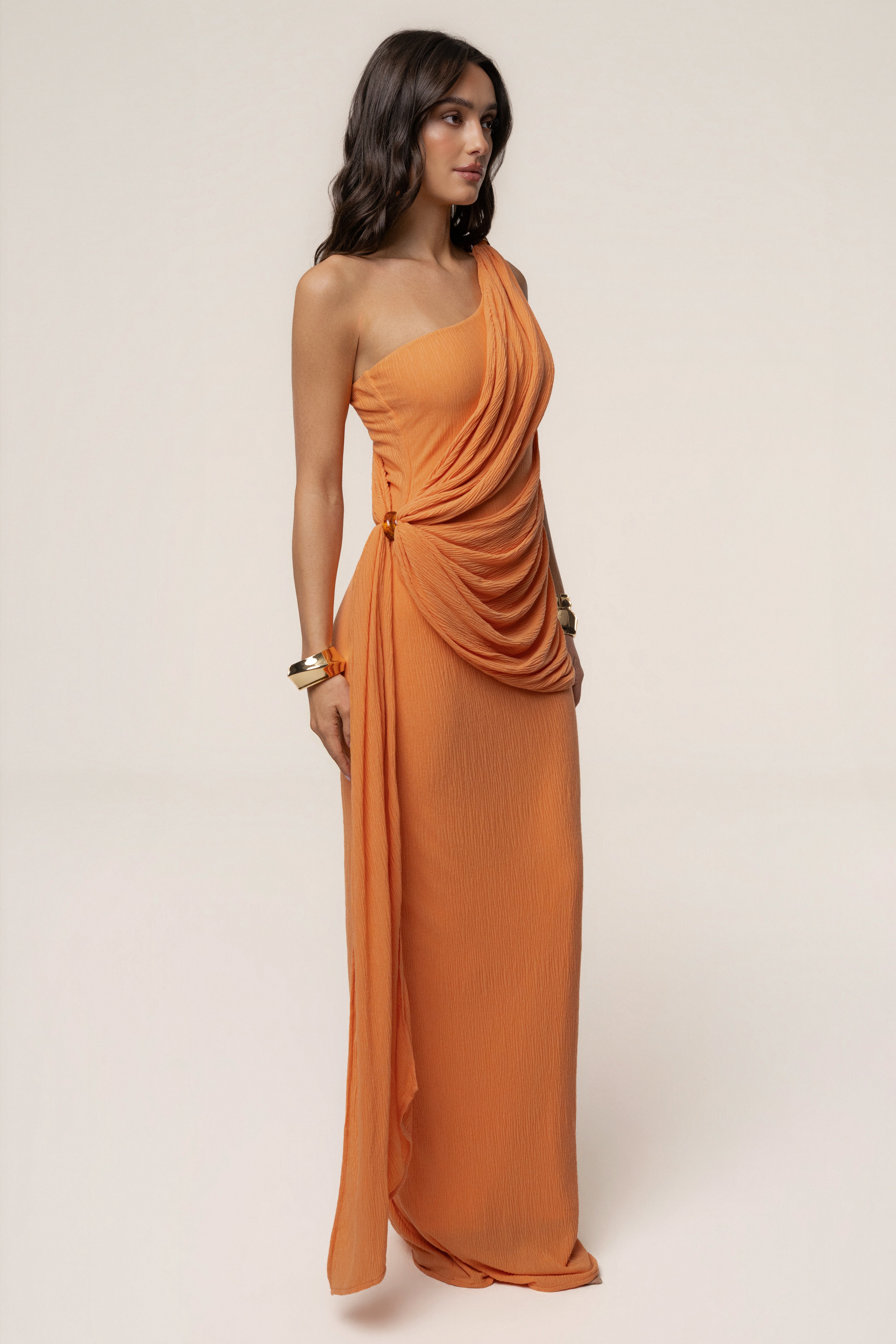 « Mocha » — Robe Portefeuille Drapée, Corail