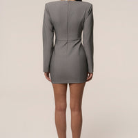 «Éclat feutré» — robe courte, gris chiné