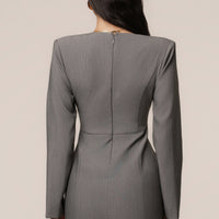 «Éclat feutré» — robe courte, gris chiné