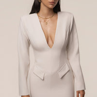 «Voile clair» — robe courte, blanc cassé