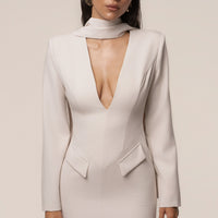 «Voile clair» — robe courte, blanc cassé
