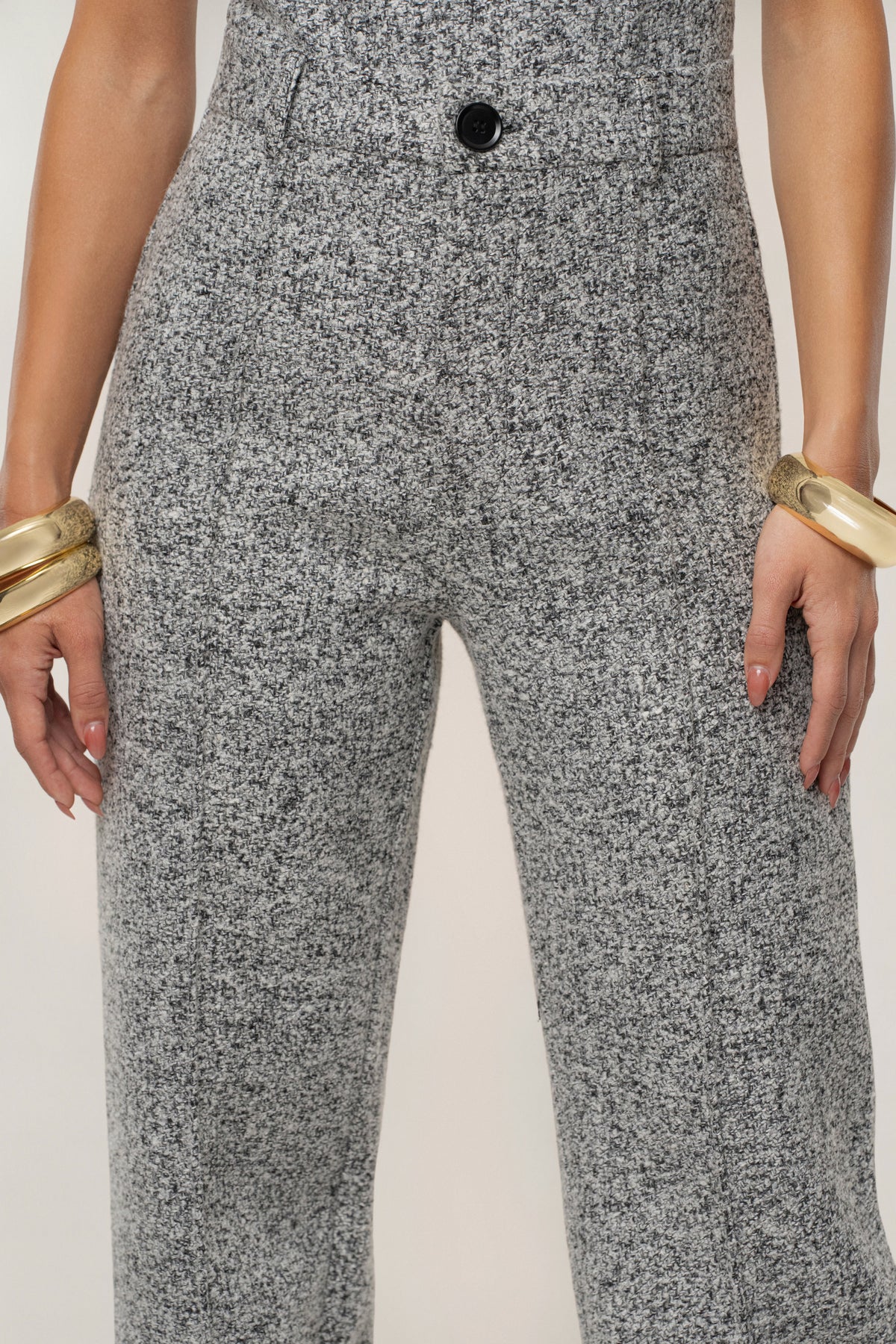 « Ligne Urbaine » — Pantalon Droit en Tweed, Gris Clair