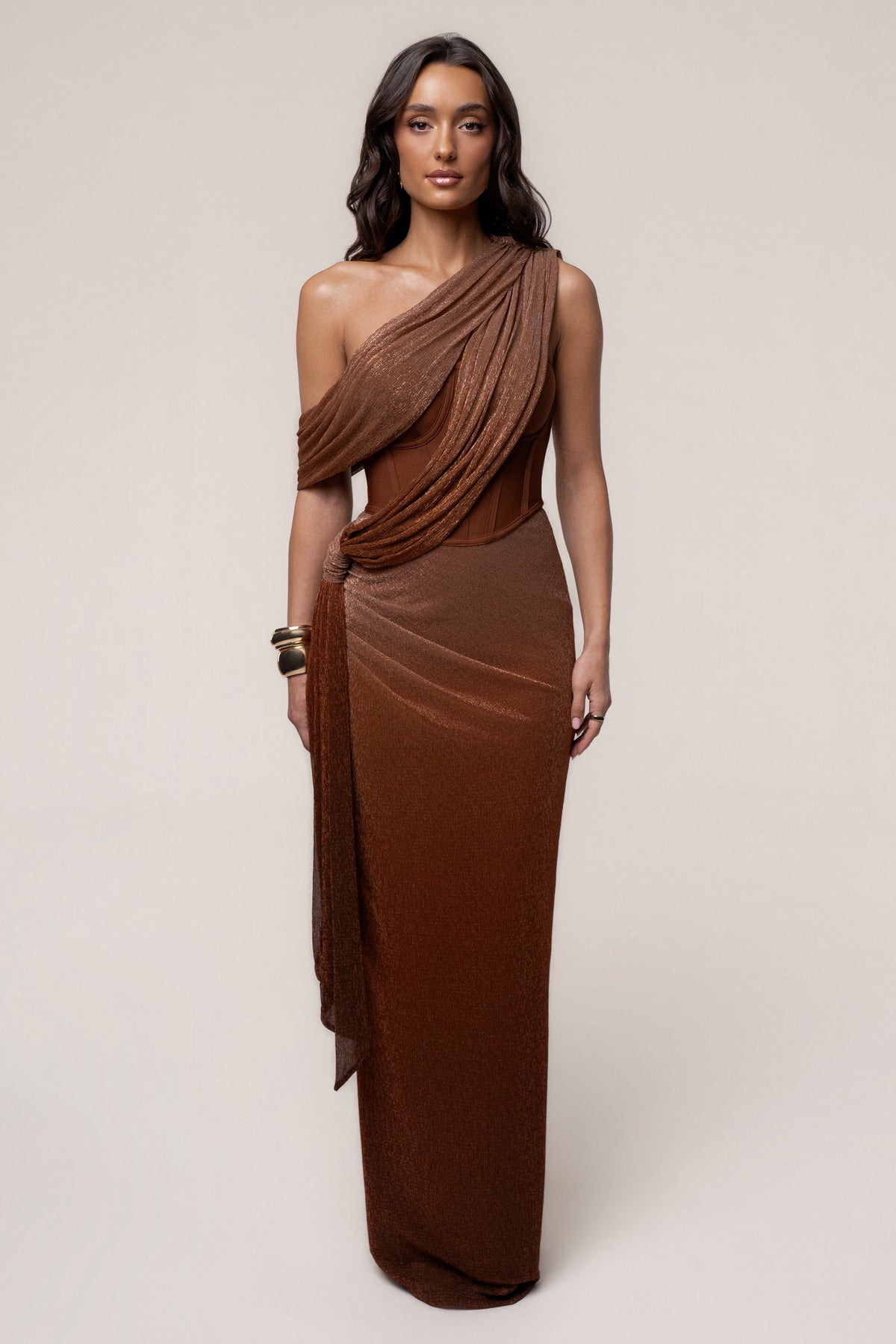 « Céleste » — Robe Longue Drapée Bandage, Or