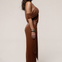 « Céleste » — Robe Longue Drapée Bandage, Or