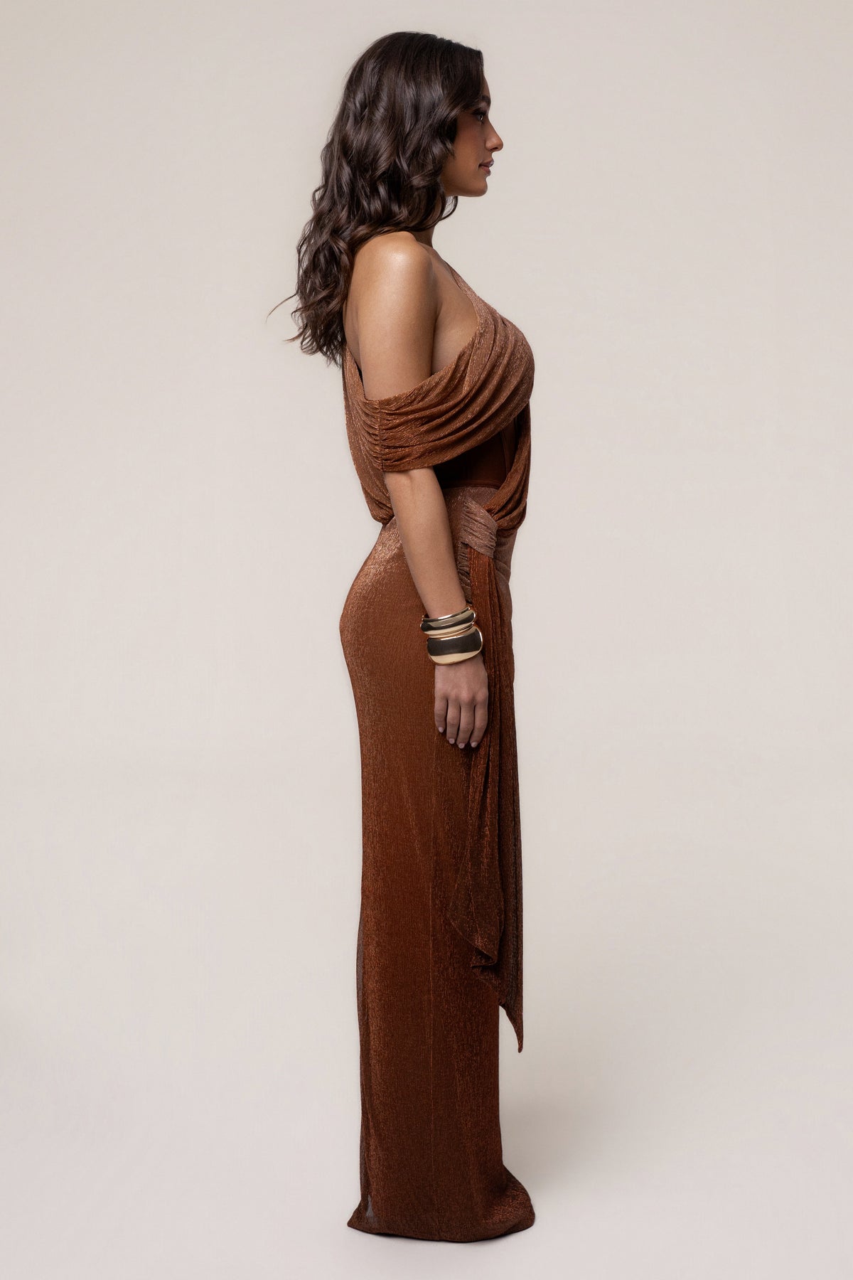 « Céleste » — Robe Longue Drapée Bandage, Or