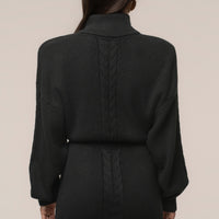« Douceur » — Robe Longue en Maille Câble, Noir