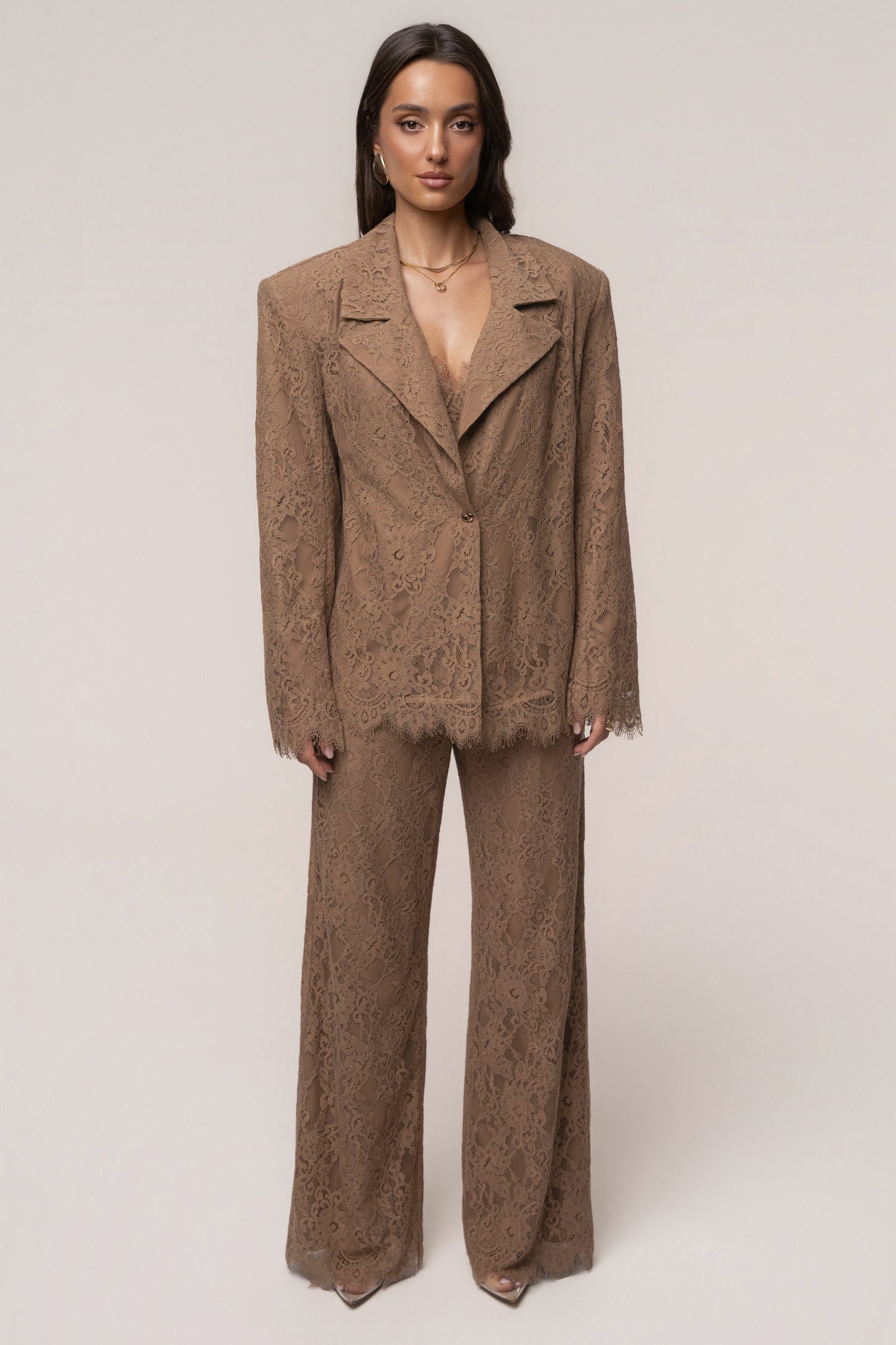 « Dentelle Désirée » — Blazer, Fauve