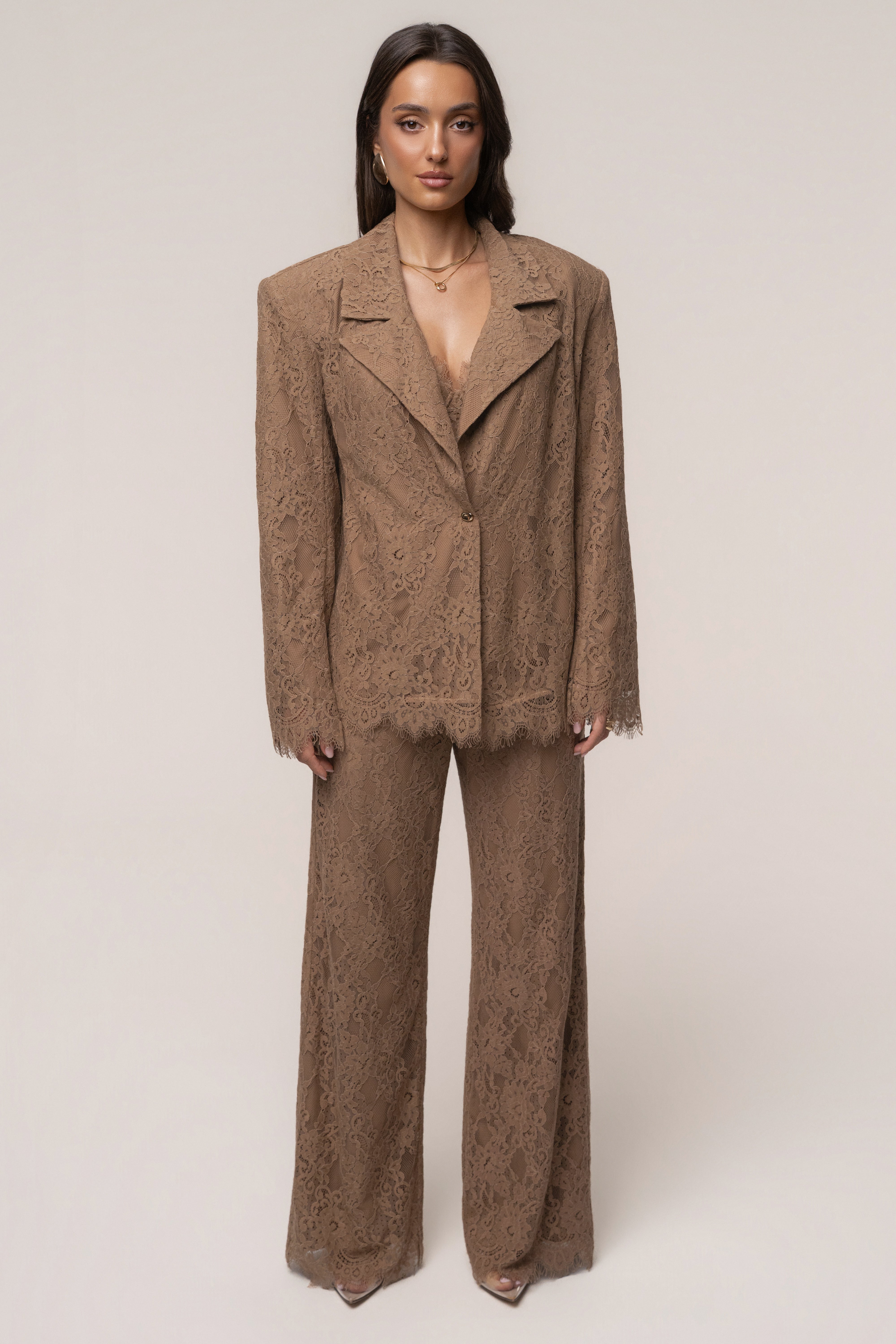 « Dentelle Désirée » — Blazer, Fauve