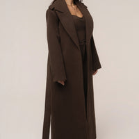 «Ligne savane» — manteau long ceinturé, chocolat